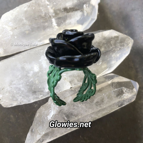 Black Rose Ring