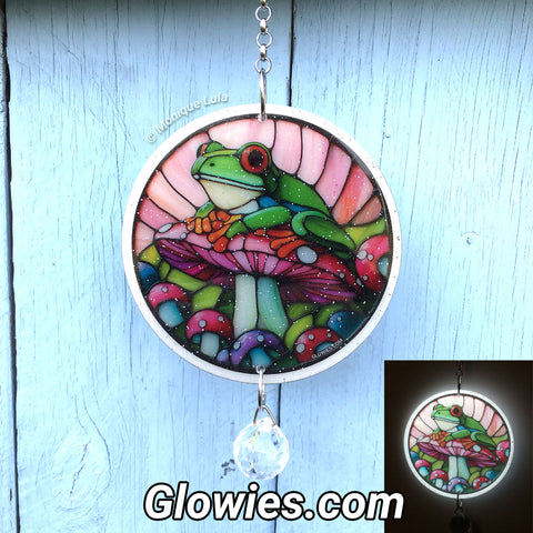 Frog on A Mushroom Glow Suncatcher With Crystal