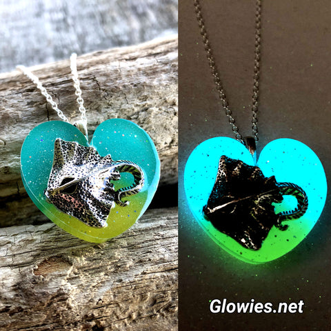 Stingray Glow Heart Necklace