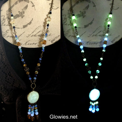 Glowies Glow in the Dark Jewelry Club Public Group