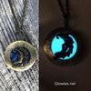 '90s Celestial Moon Glow Locket ®