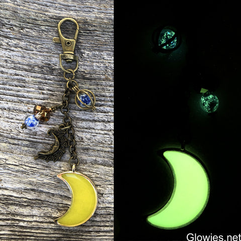 '90s Celestial Glow Moon Purse Charm Key Chain