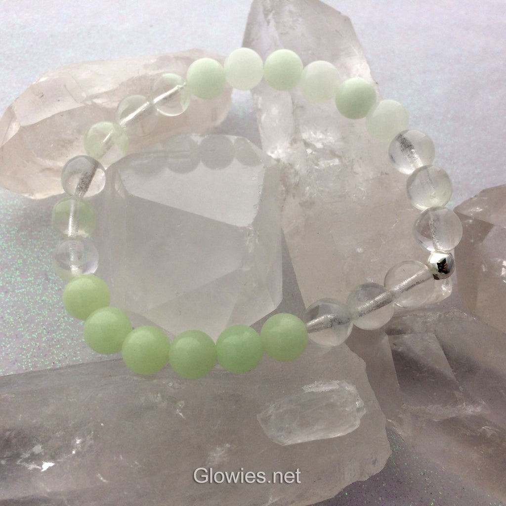 Glowies Glow Jewelry Art & Decor - Aurora Borealis Glow in the Dark Beaded  Stretch Bracelet