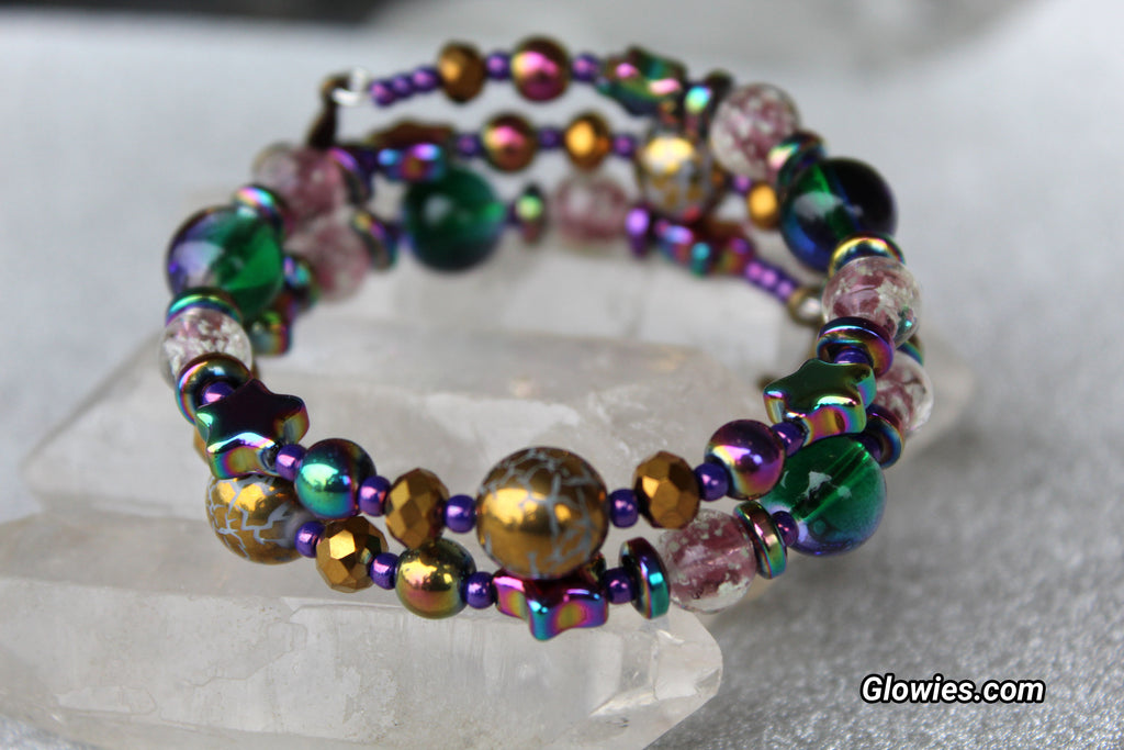 Glowies Glow Jewelry Art & Decor - New Orleans Carnival Wire Wrap Glow  Glass Bracelet
