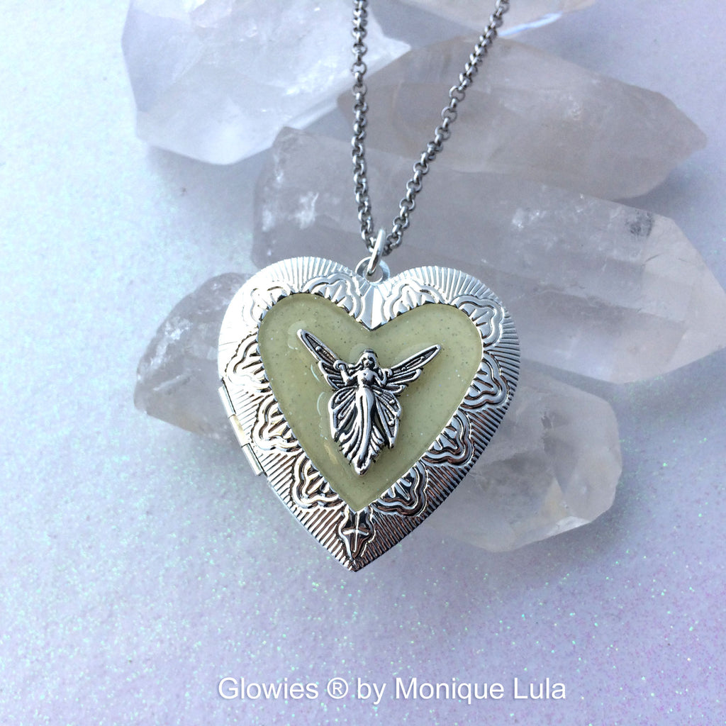 Glowing Heart Fairy Locket for Pictures