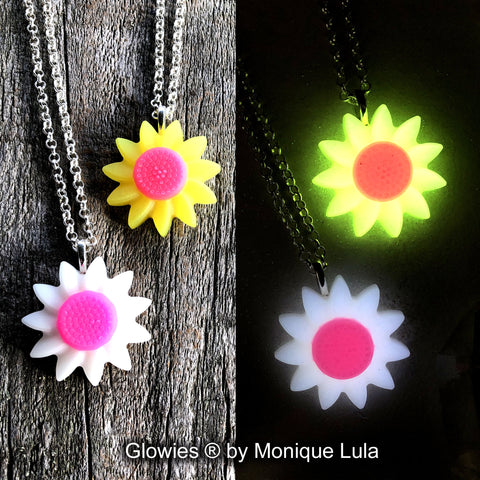Sunflower Daisy Glow in the dark Flower Necklace
