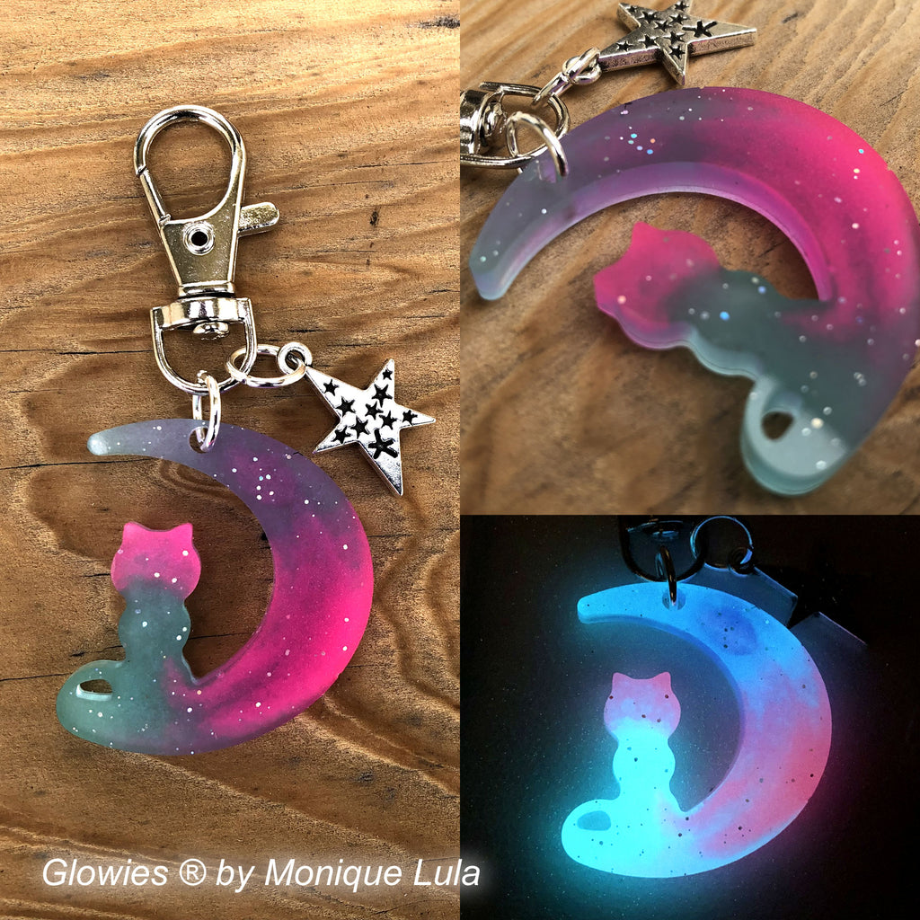 Glowies Glow Jewelry Art & Decor - Cat on the Moon Glow in the