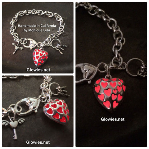 Love Spell Glow Heart with Keys Link Charm Bracelet