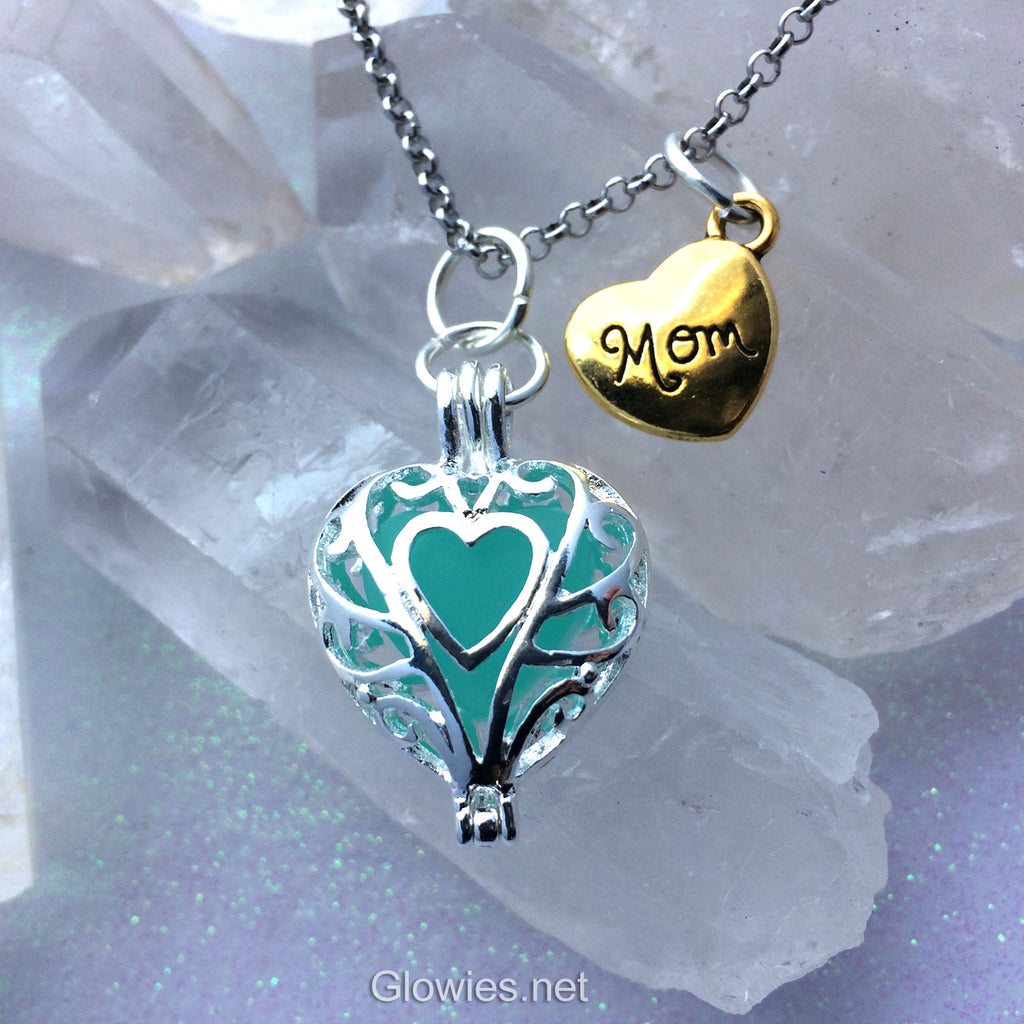 Glow in the dark Mom Heart Glow Necklace Gift Set