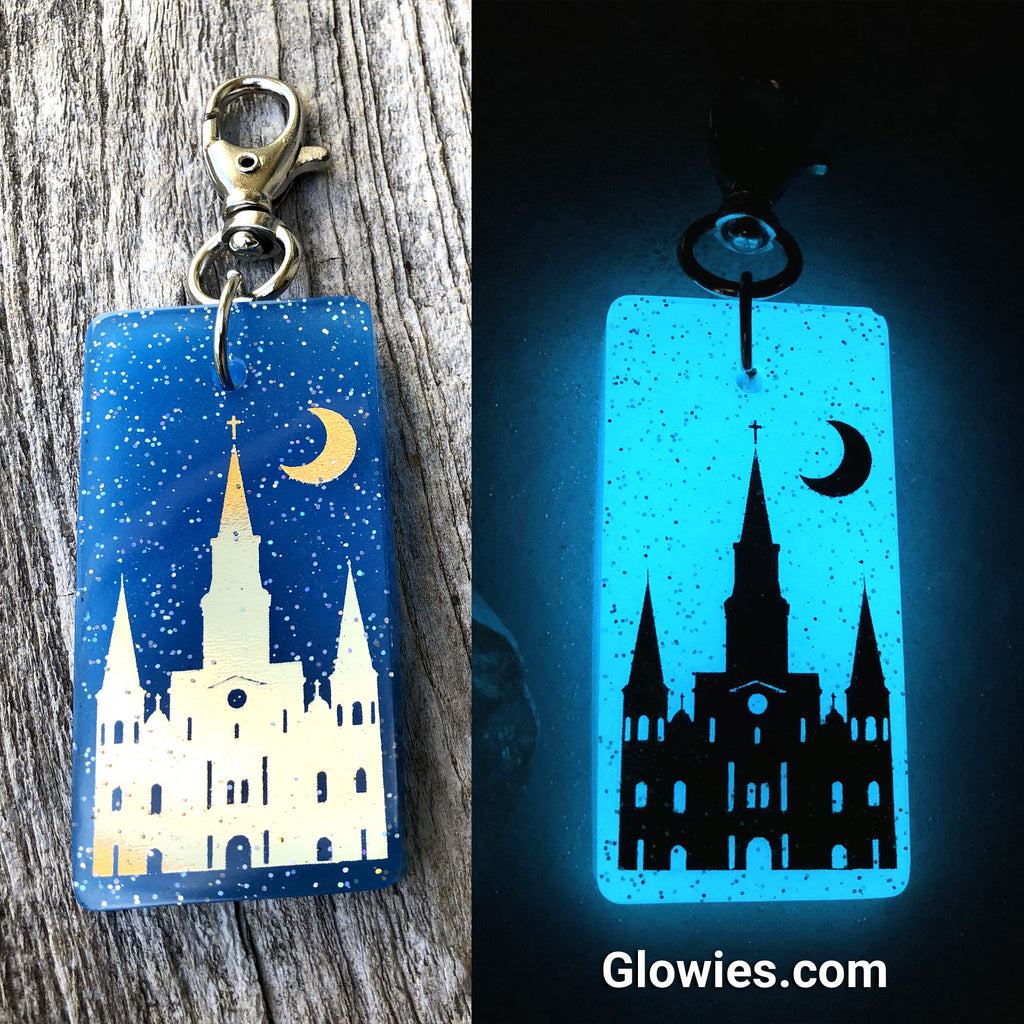 Glowies Glow Jewelry Art & Decor - Saint Louis Cathedral Glow in the dark  Purse Charm Key Chain