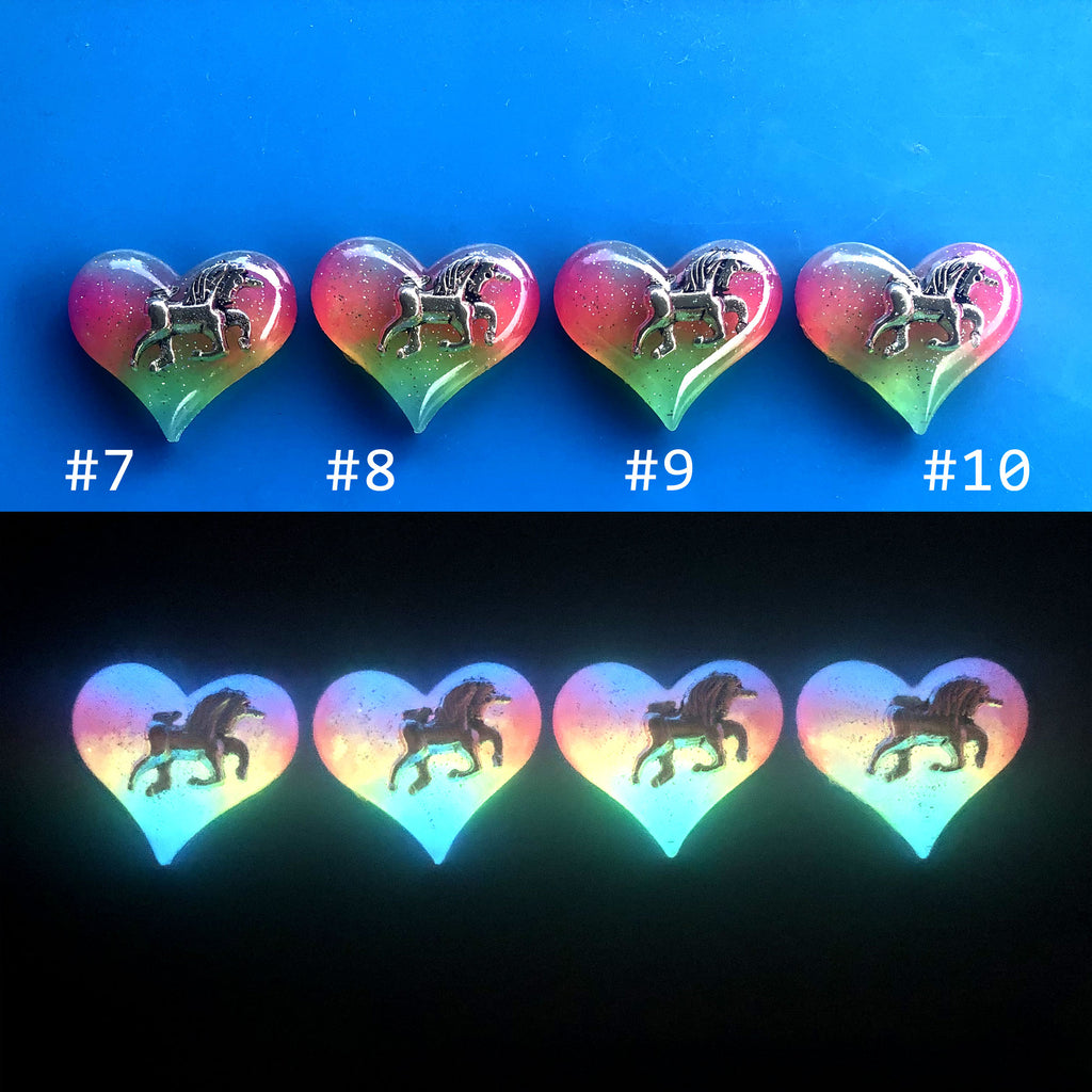 Glowies Glow Jewelry Art & Decor - Lula Heart Unicorn Glow in the dark  Necklace