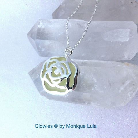 Enchanted Glowing Rose Necklace