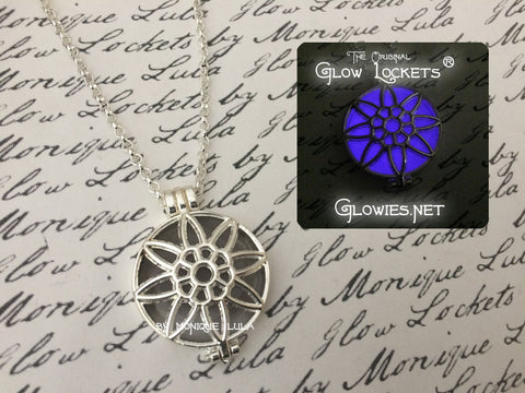 Flash Sale Silver Stargazer Glow Locket ®